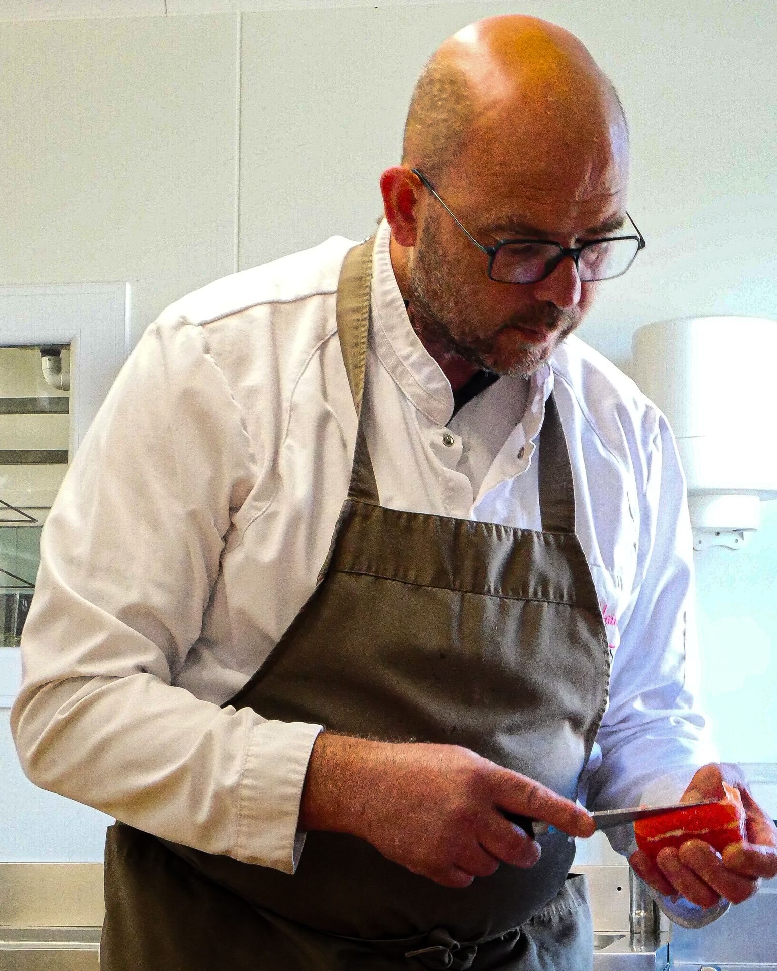 Portrait du chef Thierry Teffaine, ancien chef des 3 Lunes à Dinan